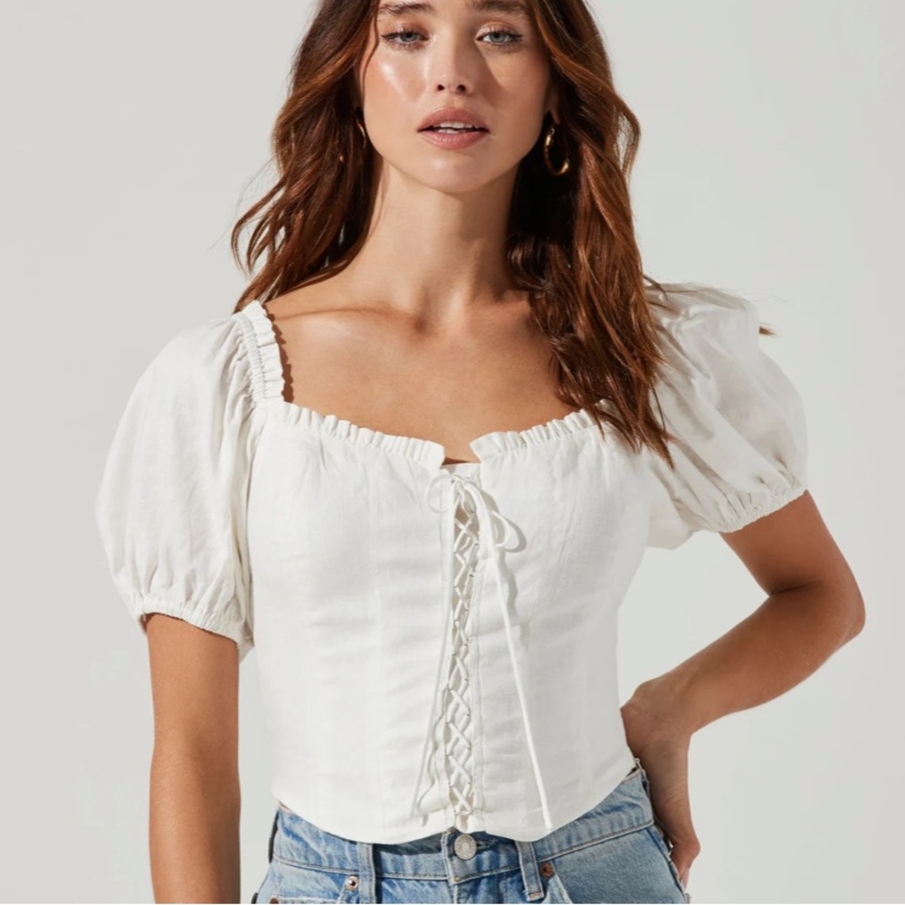 ASTR THE LABEL Lace Up Puff Sleeve Top White Cream Linen Puff Sleeve Cro…